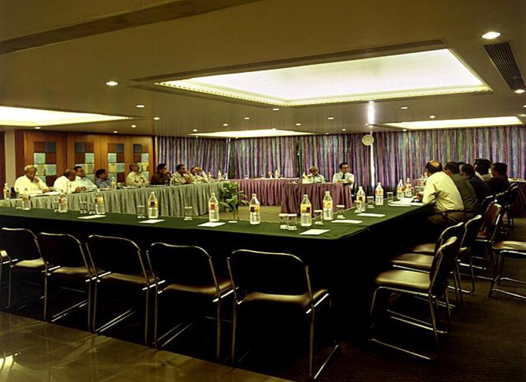 Sarovar Portico Rivera Ahmadabad Udogodnienia zdjęcie